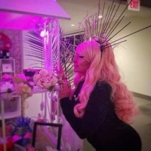 Meet your Posher, Nicole